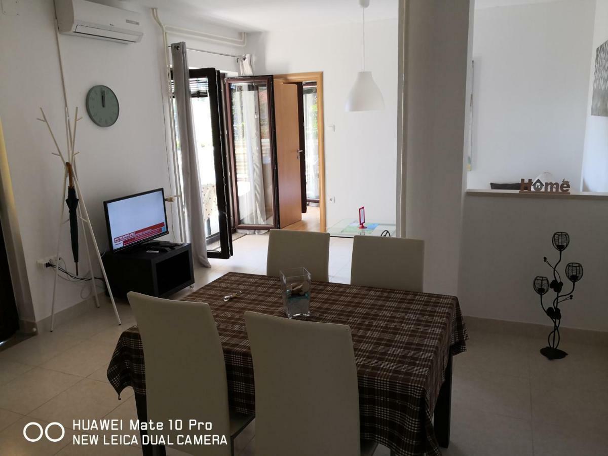 Apartmans Luce e Stella Malinska Extérieur photo