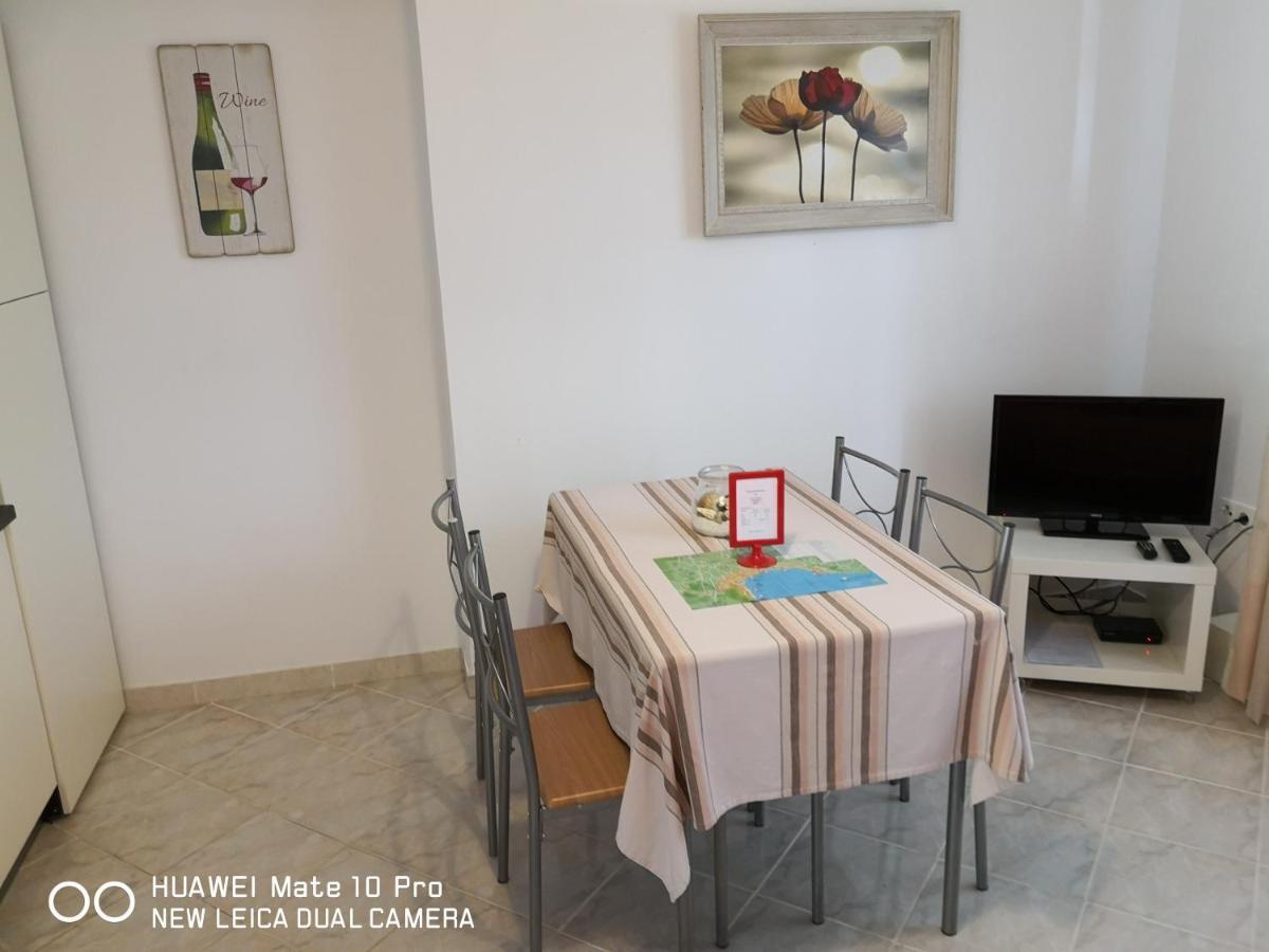 Apartmans Luce e Stella Malinska Extérieur photo
